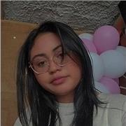 Clases presenciales, lengua castellana, literatura, matemáticas, tanto niños pequeños como adolecentes